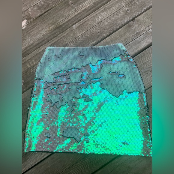 ZARA Sequin BARBIE Core Short Statement Skirt Size women’s Small - Picture 6 of 12